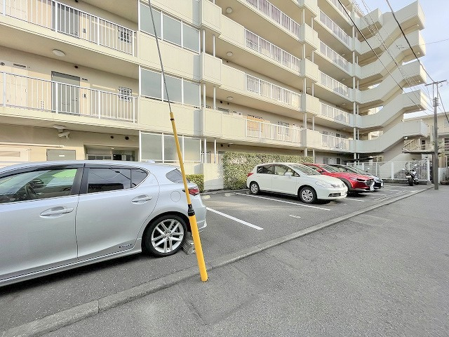 モアステージ水元公園の駐車場|敷地内駐車場です。