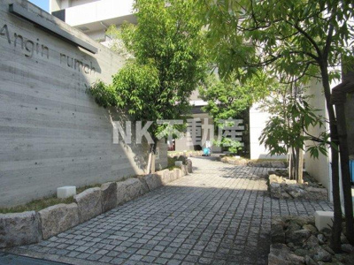 【エントランス】 | アンギン　ルマ（河内小阪賃貸） | 建物の内部です