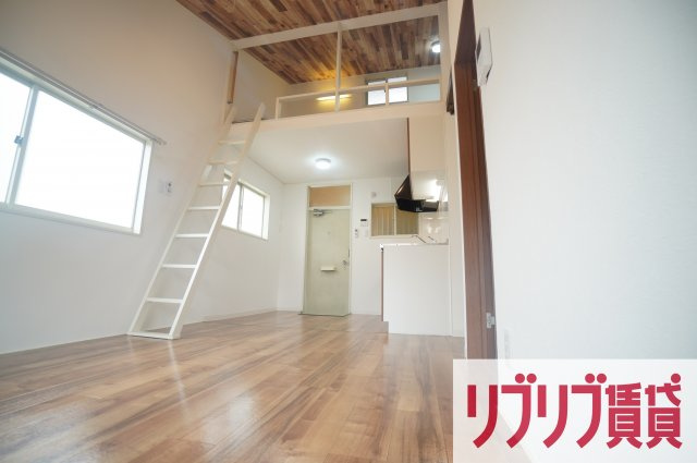西千葉ハイリビング参番館の居間・リビング