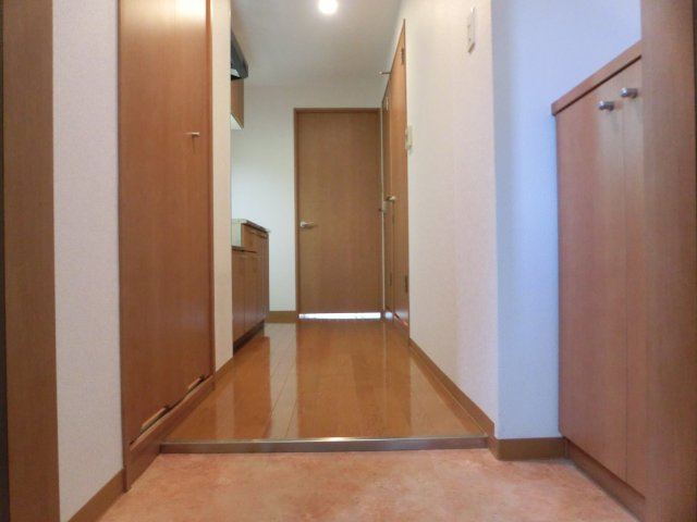 レインボーコート立売堀の玄関