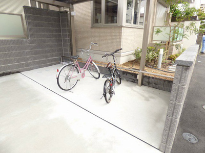 【駐車場】 | モンシェモワ