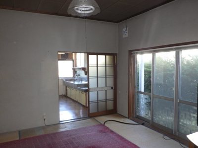 【居間・リビング】 | 八幡沢岱45-7・中古住宅