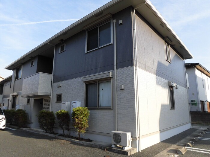 合志市幾久富のアパート