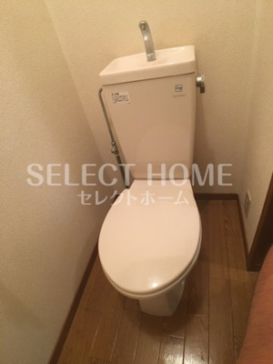 【トイレ】 | ソレジオ伊賀B | コンパクトで使いやすいトイレです