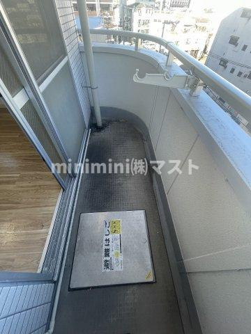 大阪市西区本田３丁目の賃貸マンションのバルコニー