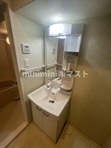 大阪市西区本田３丁目の賃貸マンションの洗面所