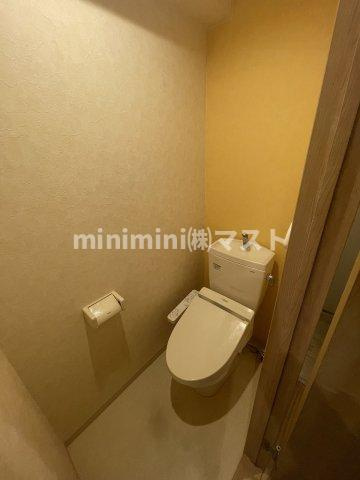 大阪市西区本田３丁目の賃貸マンションのトイレ