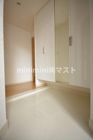 大阪市西区南堀江４丁目の賃貸マンションの玄関