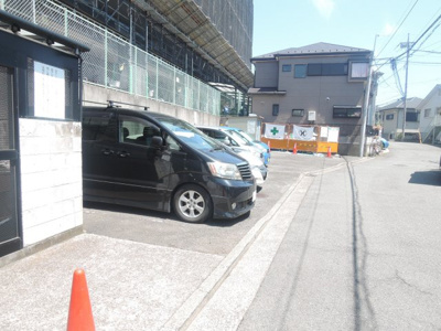【駐車場】 | グラン・ドムール横浜西寺尾 | 平置駐車場です。