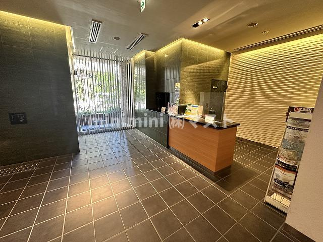 大阪市西区新町１丁目の賃貸マンションのロビー