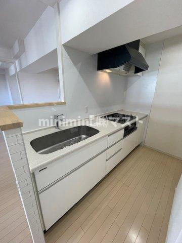 大阪市西区新町１丁目の賃貸マンションのキッチン