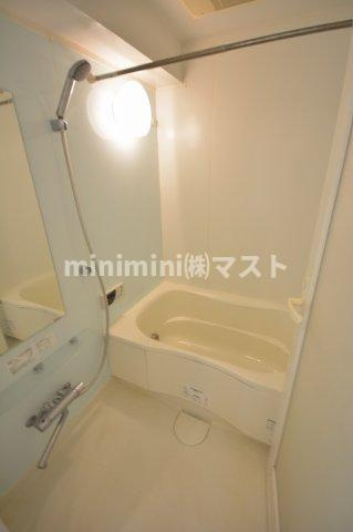 大阪市西区新町１丁目の賃貸マンションの浴室
