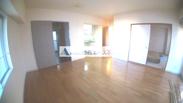 【居間・リビング】 | イーストマンション