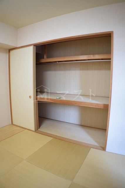 アーデンタワー新町の収納
