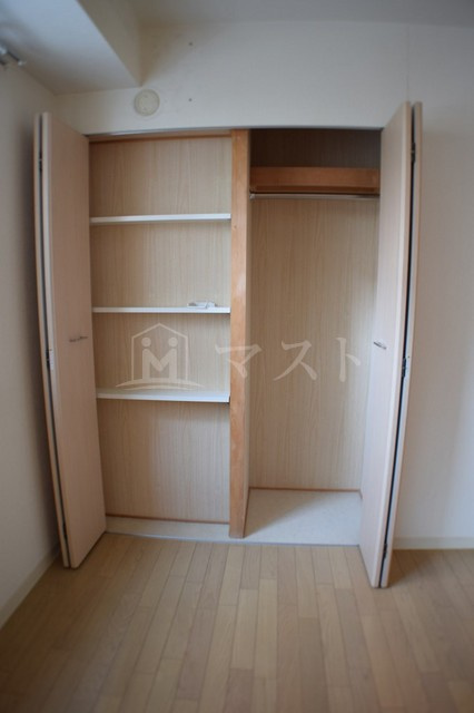 アーデンタワー新町の収納