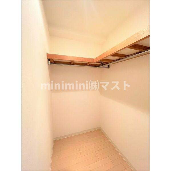 Ｍ・ＨＩＬＬＳ西本町の収納