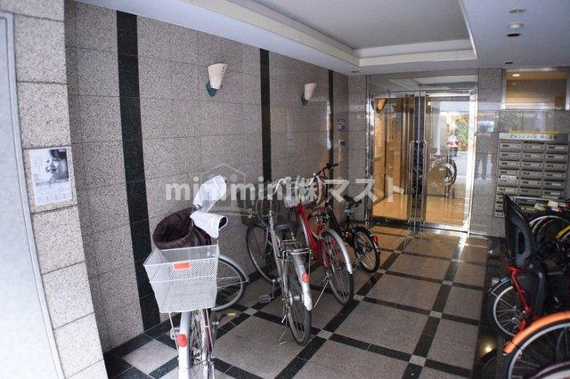 オレンジコート西心斎橋のエントランス