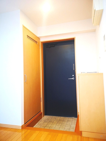 ＶＩＮＧＴ　ＥＴ　ＵＮの玄関