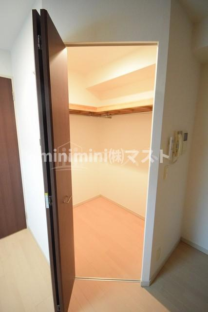 レジディア靭公園の収納