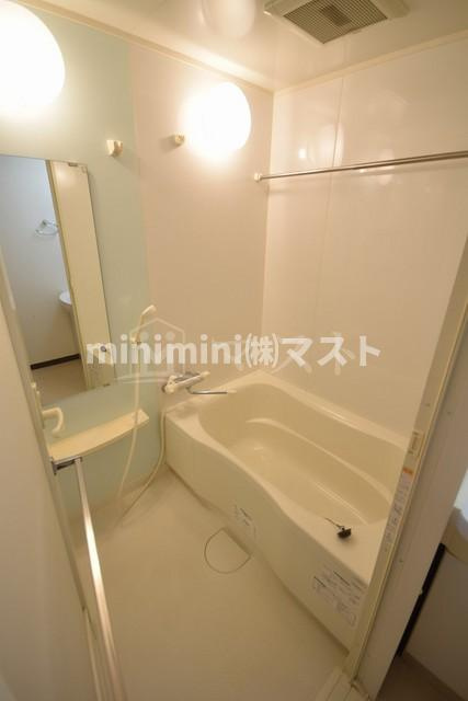 レジディア靭公園の浴室