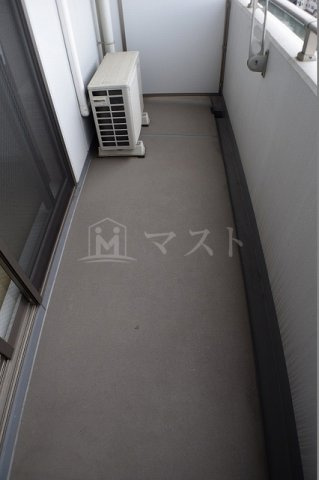 南堀江アパートメントシエロのバルコニー