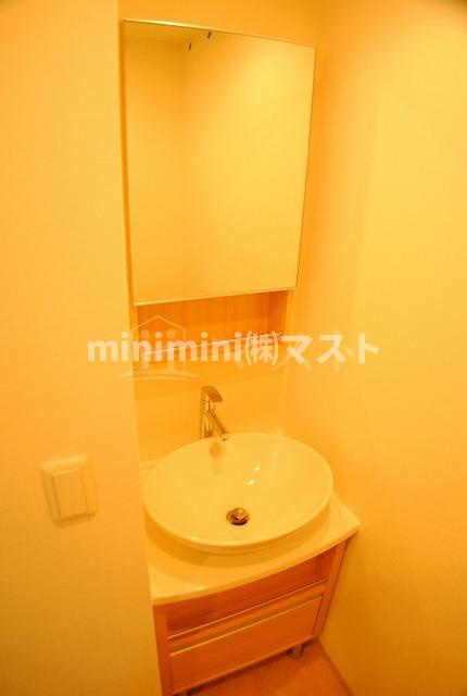 レジデンス靭公園の洗面所