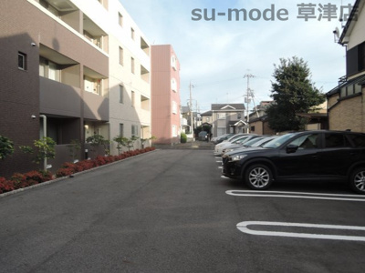 【駐車場】 | ラ　フェリーチェ　U21