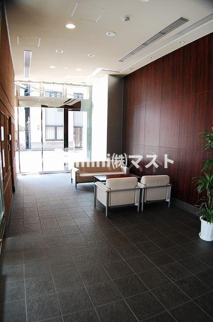エスリード西本町のロビー