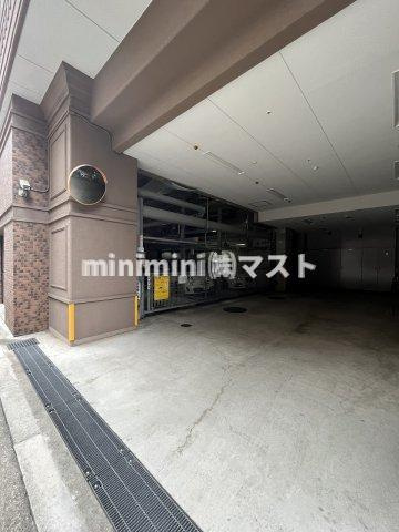エスリード西本町のエントランス