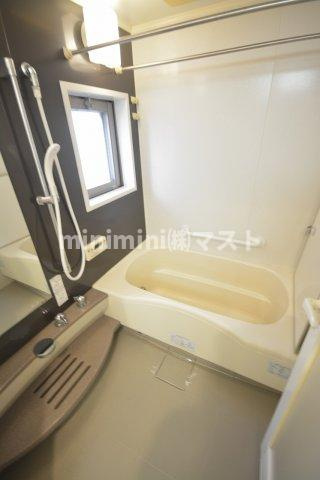 アシュランス新町の浴室