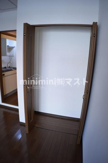 ロイヤルクイーンズパークの収納