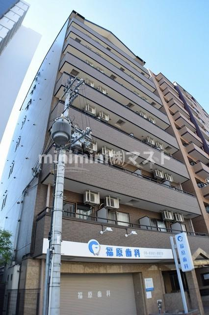 ロイヤルクイーンズパークの外観