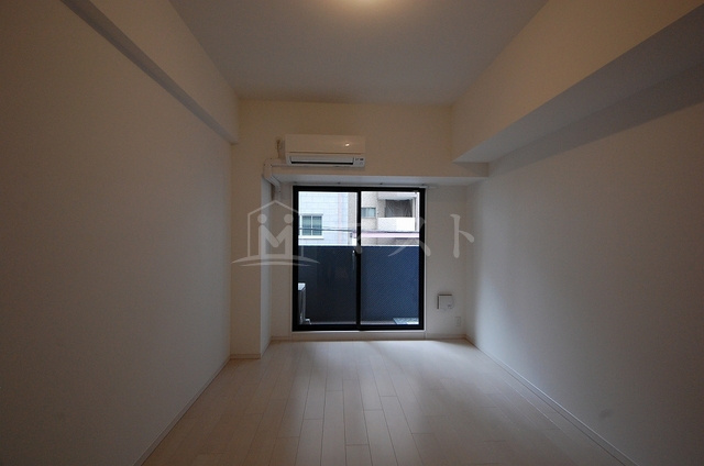 サムティ阿波座ベルシアの内装|広々とした室内です。