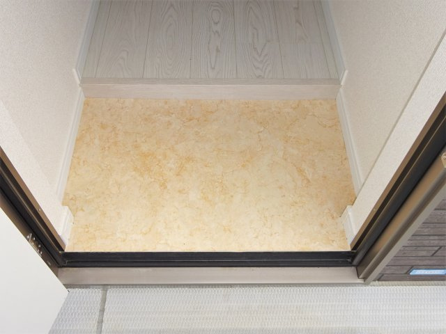 サンハイツ江戸川 の玄関