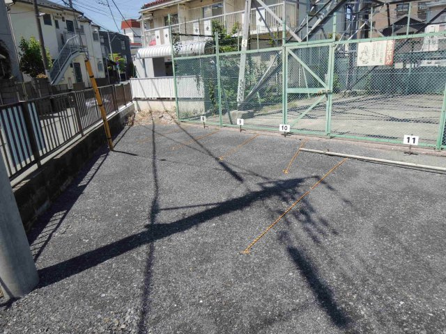 小山駐車場（バイク区画）の駐車場