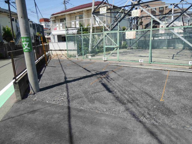 小山駐車場（バイク区画）の駐車場