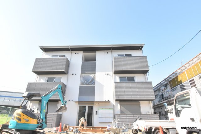 フェリオ江坂　仲介手数料無料のエントランス