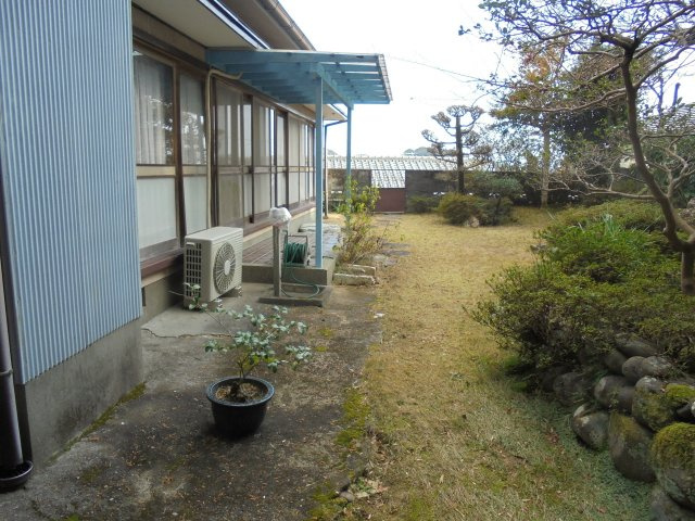 【庭】 | 【商談中】高知市東久万