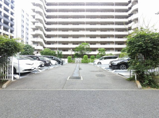【駐車場】 | 機械式駐車場です。