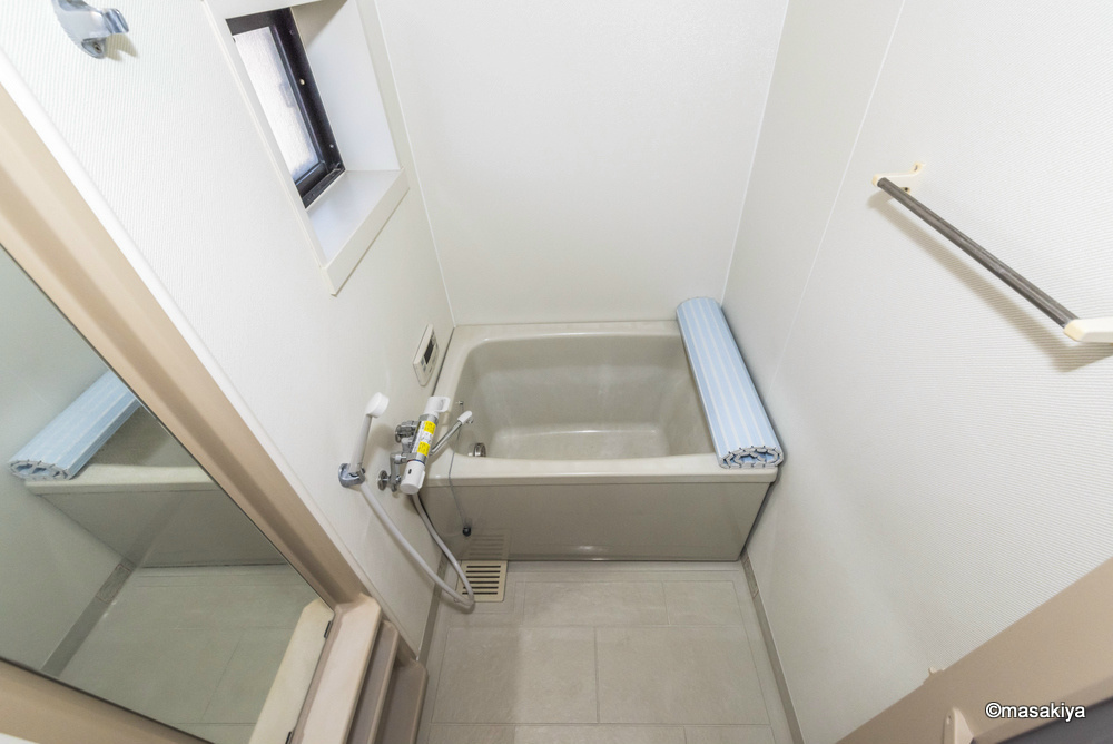 フレマリール若宮の浴室|お風呂　追い焚き付きです。