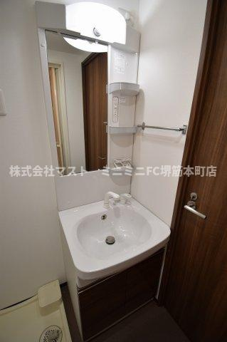 Y＆Rino　Residenceの洗面所