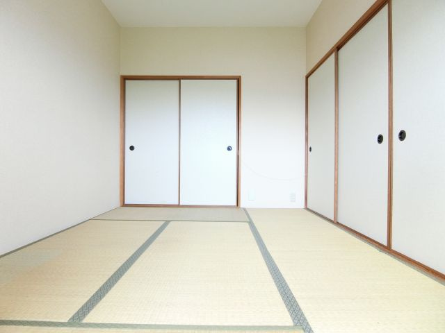 サンコート千代田の寝室