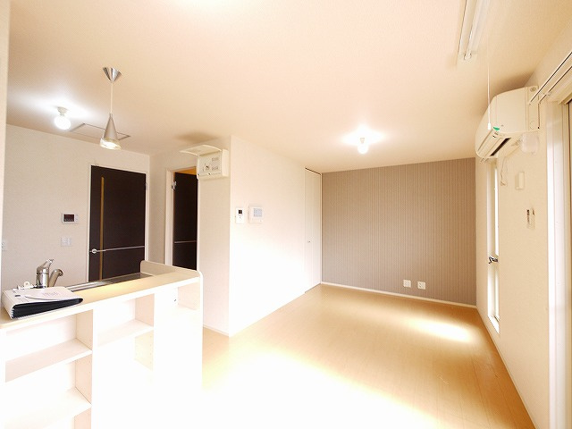 ヴェルドミール（杉本町）の居間・リビング|ゆったり過ごせるリビングです