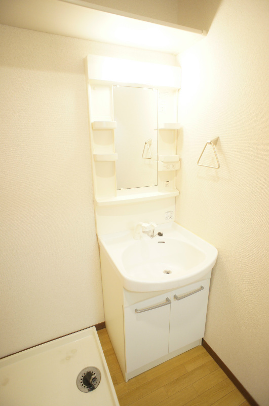 グレイス・パレス本八幡の洗面所|洗面所