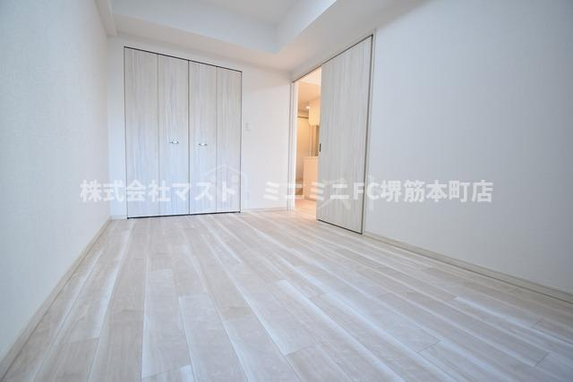 スプランディッド安土町の内装|※奇数階は床・建具とブラウン系です。