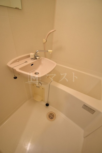 ディアコートセンバの浴室