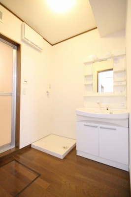 【洗面所】 | ファミール 新 2