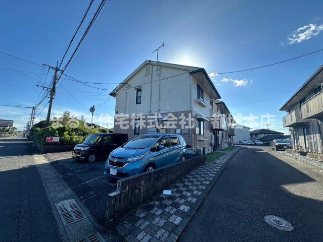 セジュールウエストの駐車場