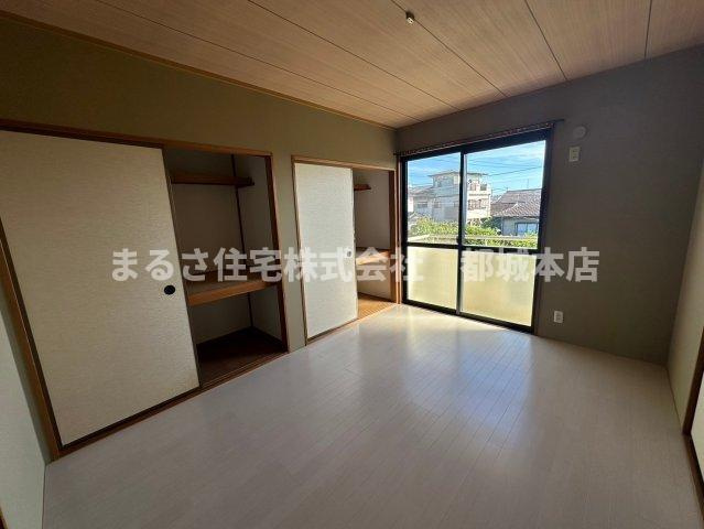 セジュールウエストの洋室