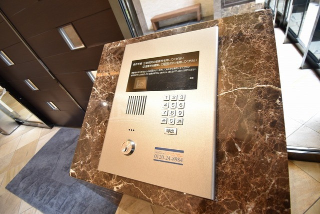 カスタリア堺筋本町のセキュリティ